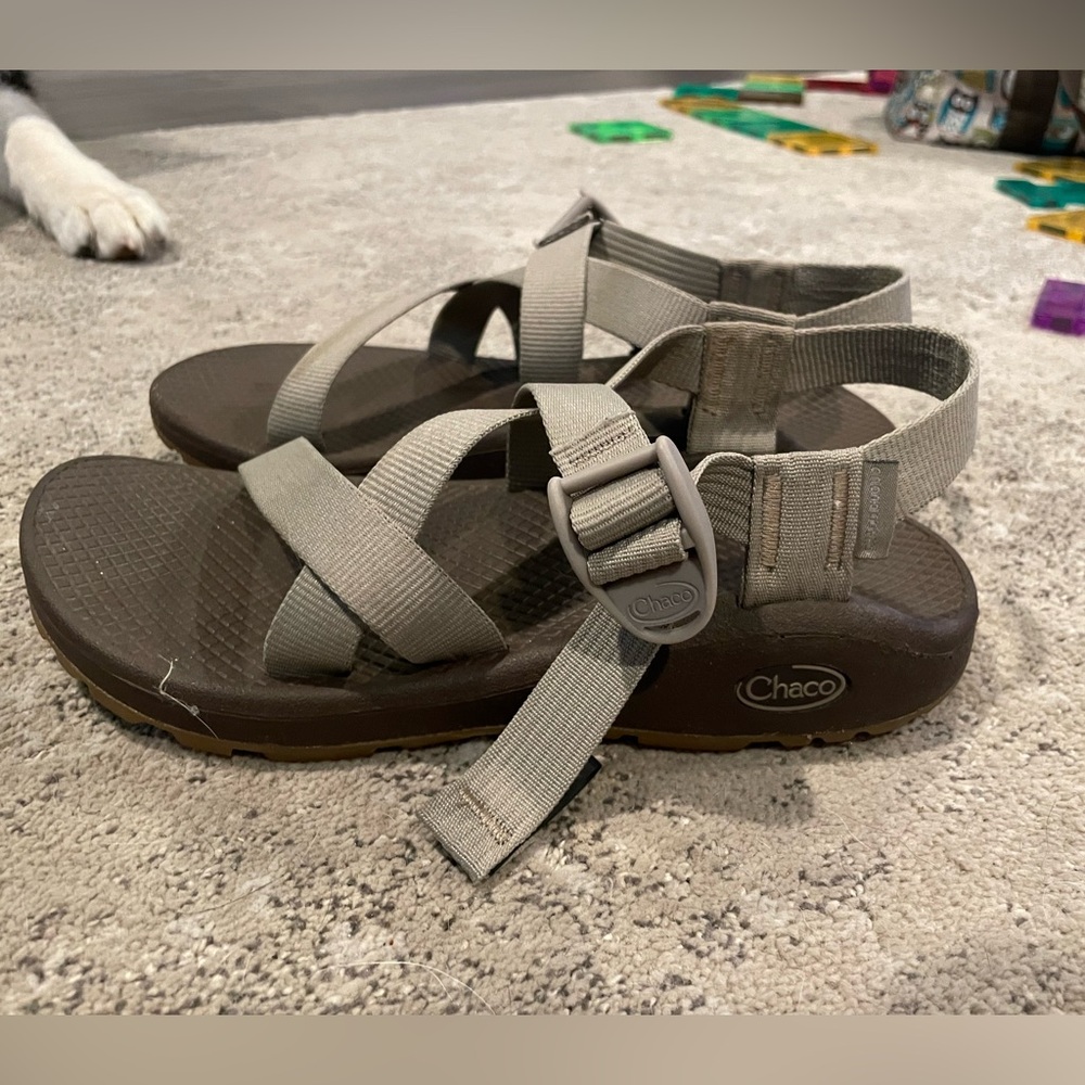 Chaco sandals - brown/tan - size 7